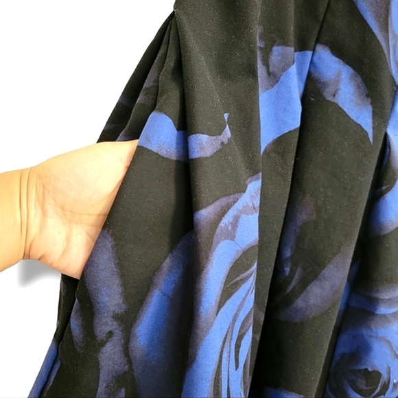 GAP Fit and Flare Blue Floral Cotton Blend Casual Mini Cocktail Dress Size 2 - Picture 6 of 10